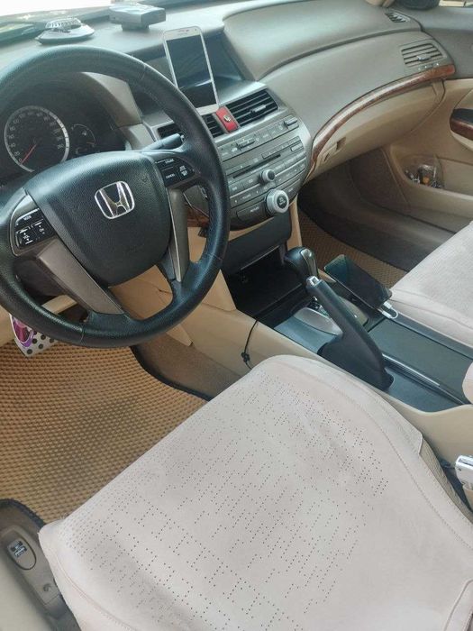 Honda Accord 2.4 автомат 2007 г.