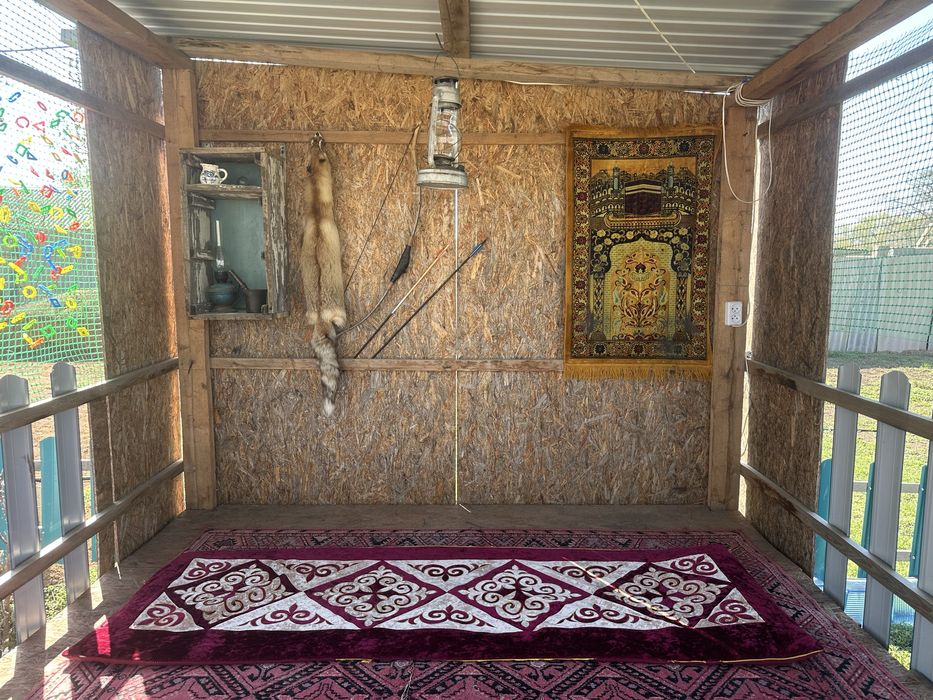 Жері үлкен үй сатылады