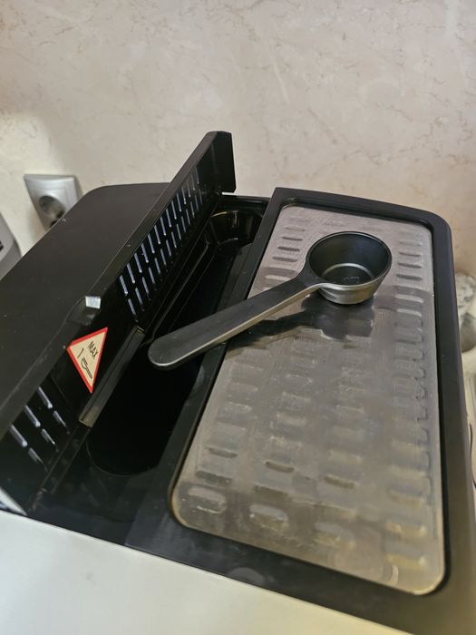 Delonghi Maggnifica Кафемашина