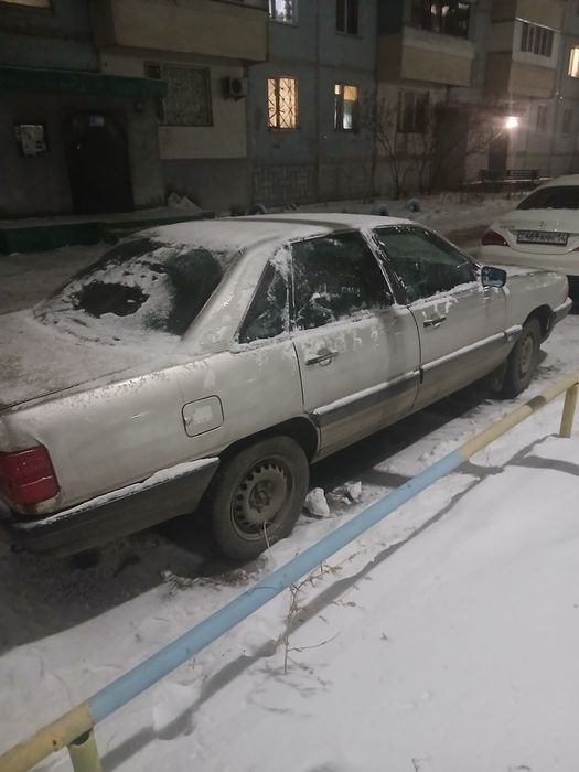 Продам ауди 100 на ходу