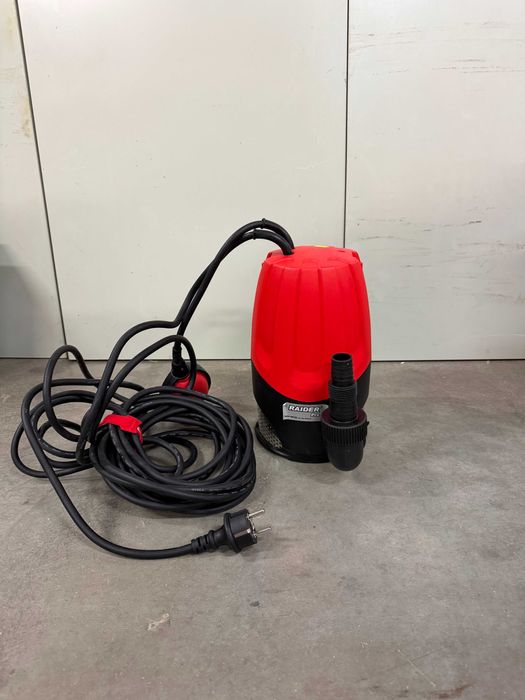 070133	Помпа водна потоп. 900W 1max 250L/min 9.5m RDP-WP26