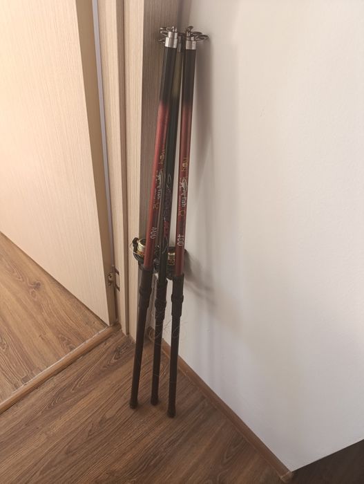 Продам удочки 3 шт. для рыбалки