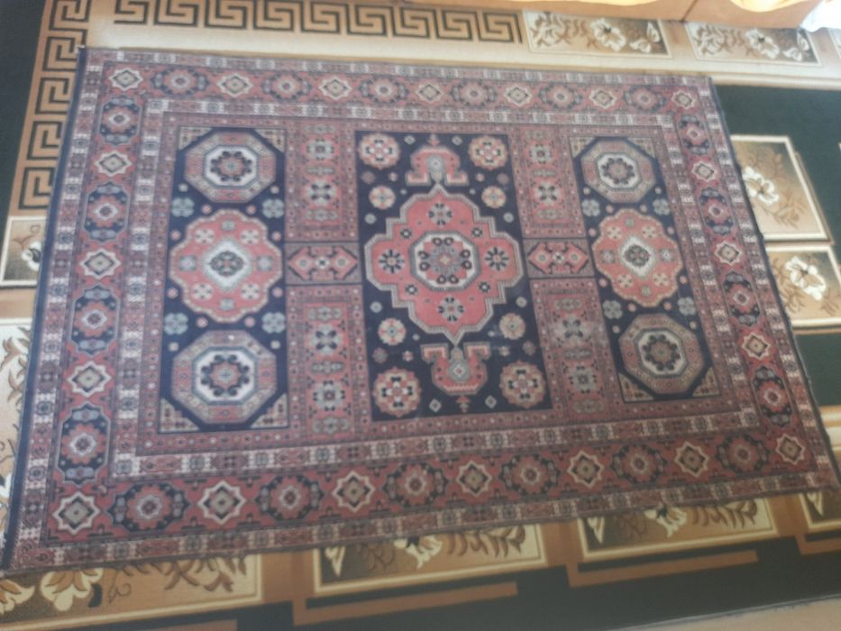 Ковёр более 40 лет.