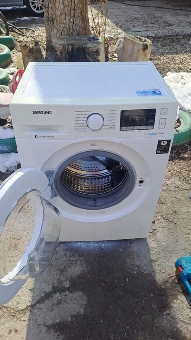 Продам стиральную машину автомат