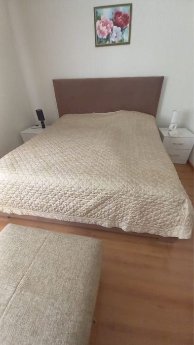 Продам кровать двуспальную