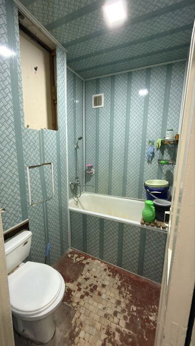 Kirguli 1-xonali uy sotiladi