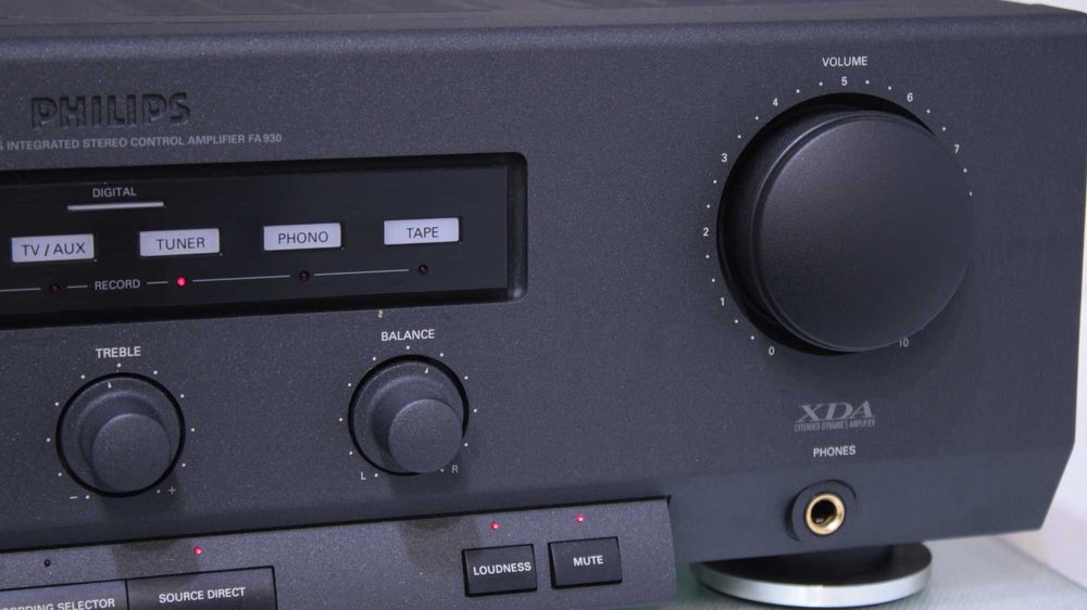 Amplificator/Statie Philips FA930(2x50W).
