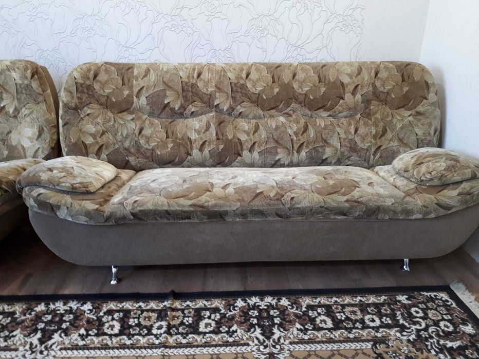 Комплект диванов для гостиной