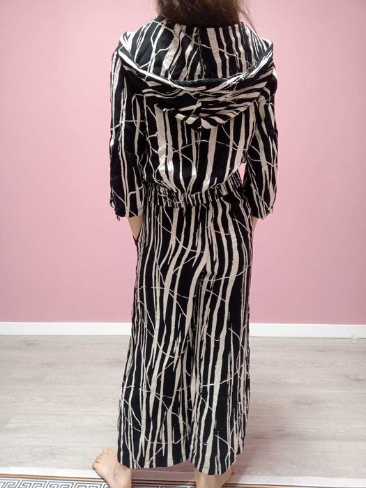 Костюм для девочки. Платье