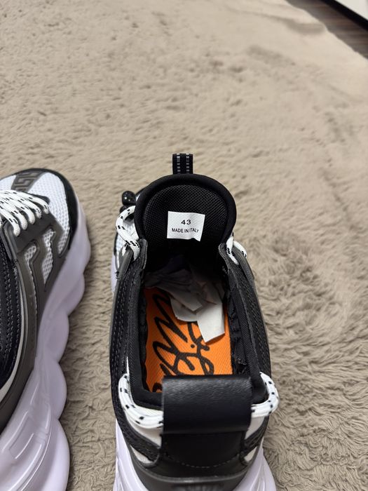 Versace Chain Reaction