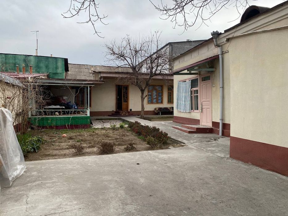 Uchastka 3.8 Sotix Sotiladi