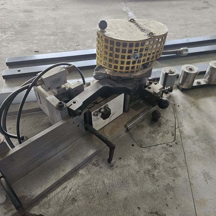 комплект кантираща и обрязваща машина,