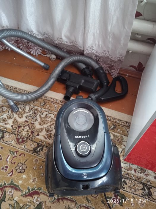 Продаем пылесос самсунг