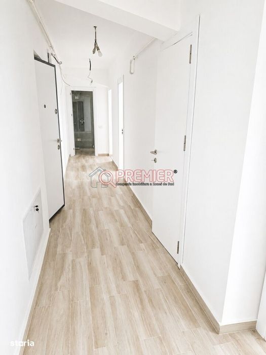 Apartament 3 Camere Cu Terasa Generoasa – Aproape De Metrou!