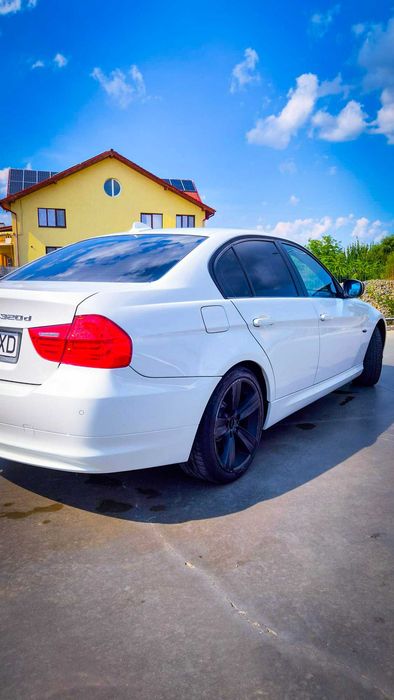 BMW 3 Series 2009 — imagine 4