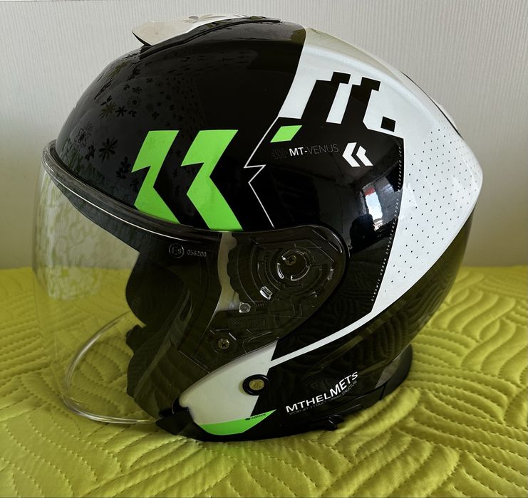 MT thunder 3 venus A6 gloss pearl fluo green