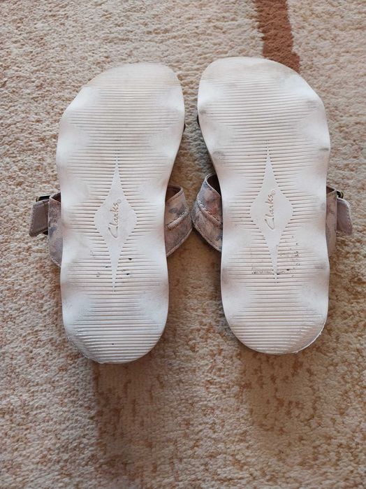 Clarks - дамски чехли