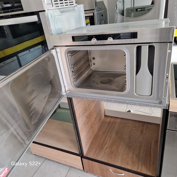 Фурна за вграждане на пара MIELE DG2661