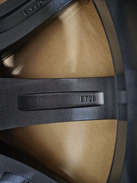 Audi Q7/SQ7 4M 20" OEM Джанта - НОВА!!!
