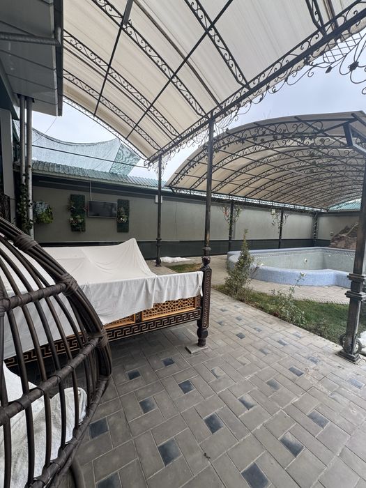 Uchastka sotiladi srochna