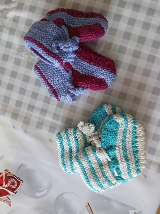 Шапочка,  носки, варежки, следки