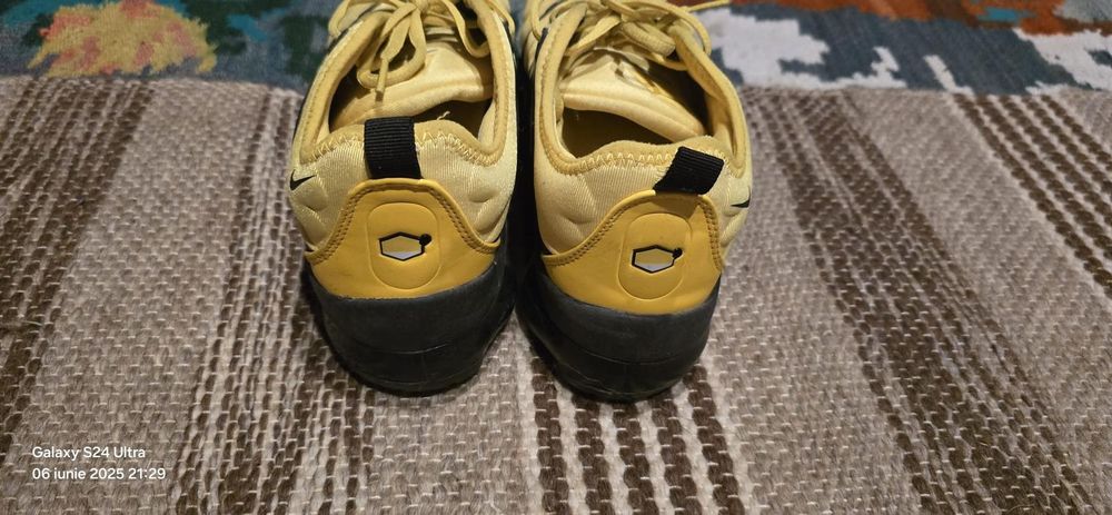 Nike mărimea 43 impecabili