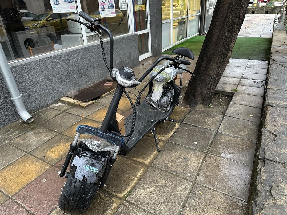 Пордавам електрчески скутер харли