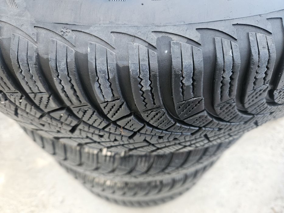 Зимни Гуми с Джанта 4бр  15  195/65/15 GOODYEAR