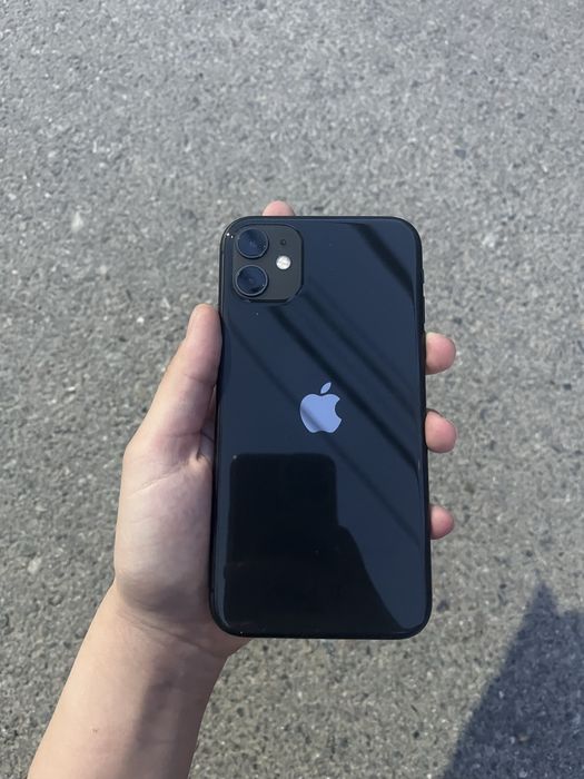 iPhone11 пордам за 100к
