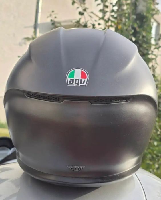 Каска за мотор AGV K6 S