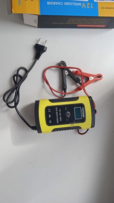 Зарядка для АКБ 12v