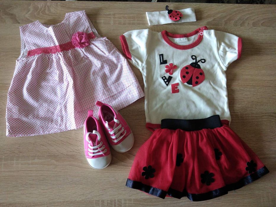 Лот - рокля, комплект боди и пола и обувки