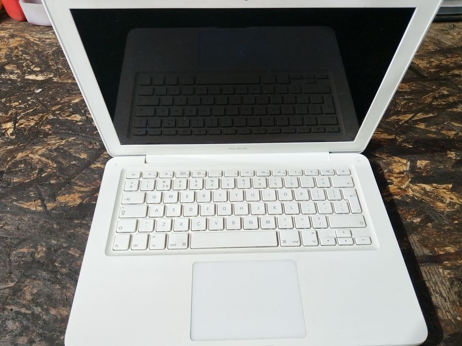 Laptopuri iPad-uri și video proiectoare