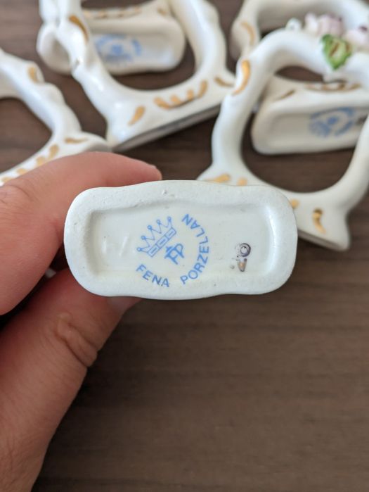 Порцеланови пръстени с рози