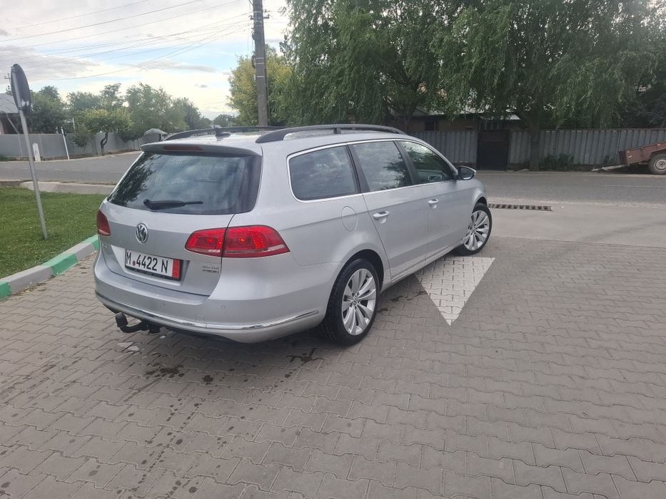 VOLKSWAGEN Passat 2012 — imagine 3