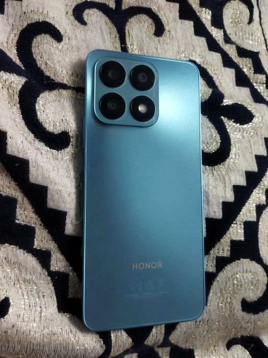 Продаю Honor x8a