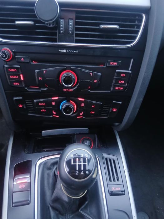 Vând Audi a4 b8 2010