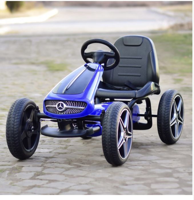 Kart cu pedale pentru copii Mercedes