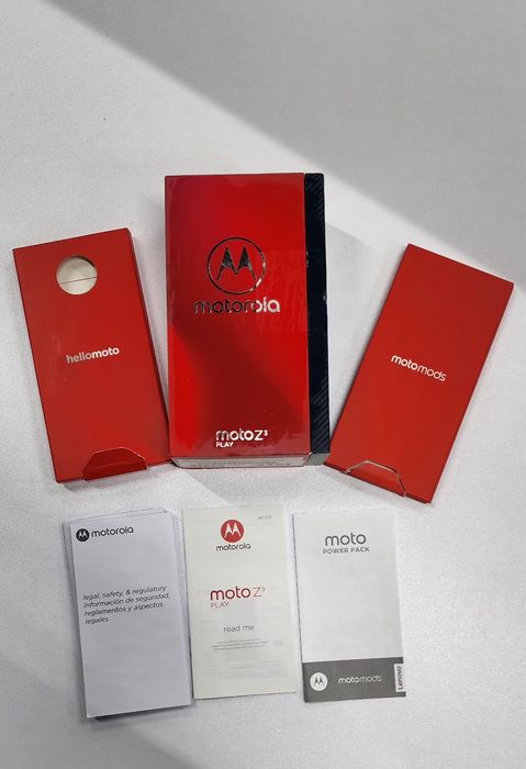 Motorola Z 3 play (motomods) телефон с проектором в отличном состоянии