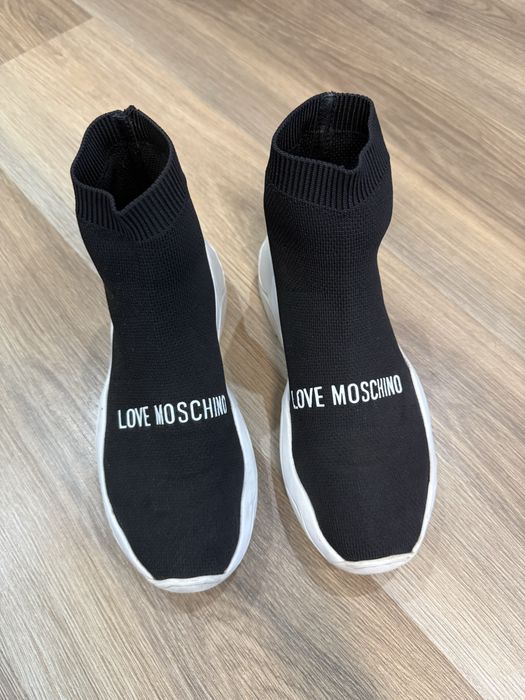 Love Moschino обувки