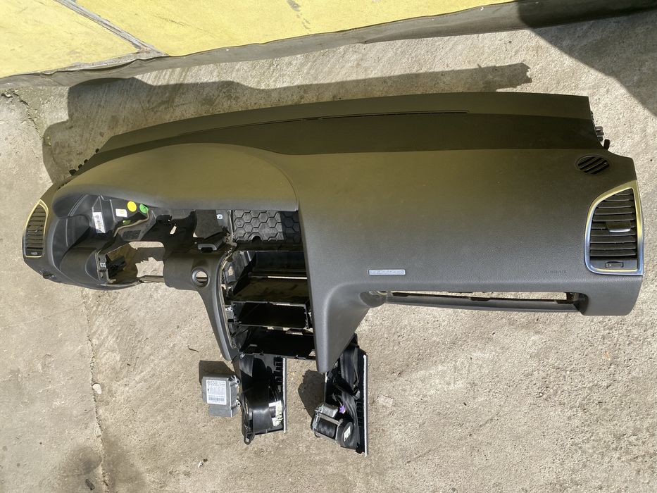Plansa Bord +Airbag Centuri Modul Audi Q7 4L Pret 2500 lei
