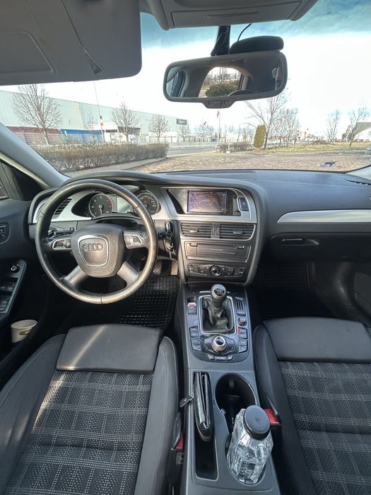 Vand Audi A4 B8 2.0 TDI 2010