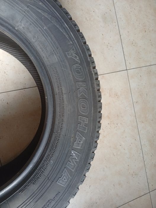 Продам комплект авто шин
