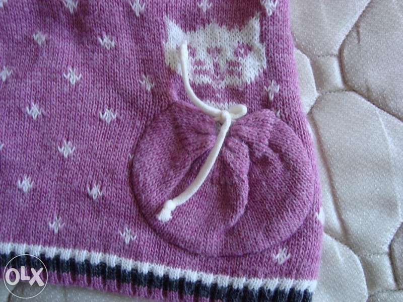 Модерна поличка за малка госпожица и красив блузон за зимата