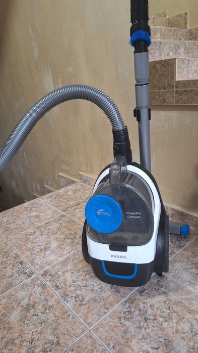 Прахосмукачка PHILIPS