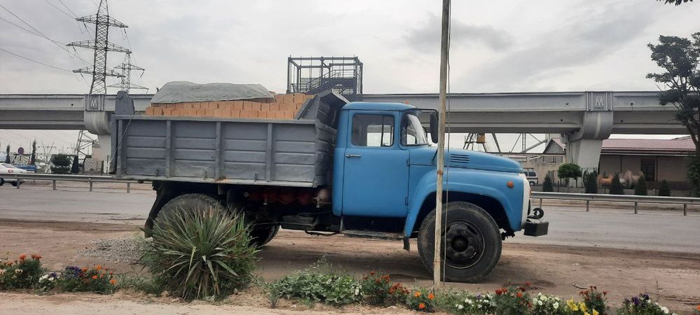 Non topar moshina srochna sotiladi 6500$ kami bor kelisamiz