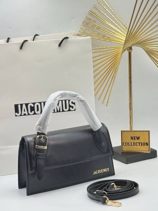Geanta JACQUEMUS Noua !!! Dimensiuni 24/15 !!!