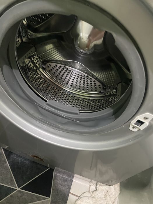 Продам стиральную машинку.