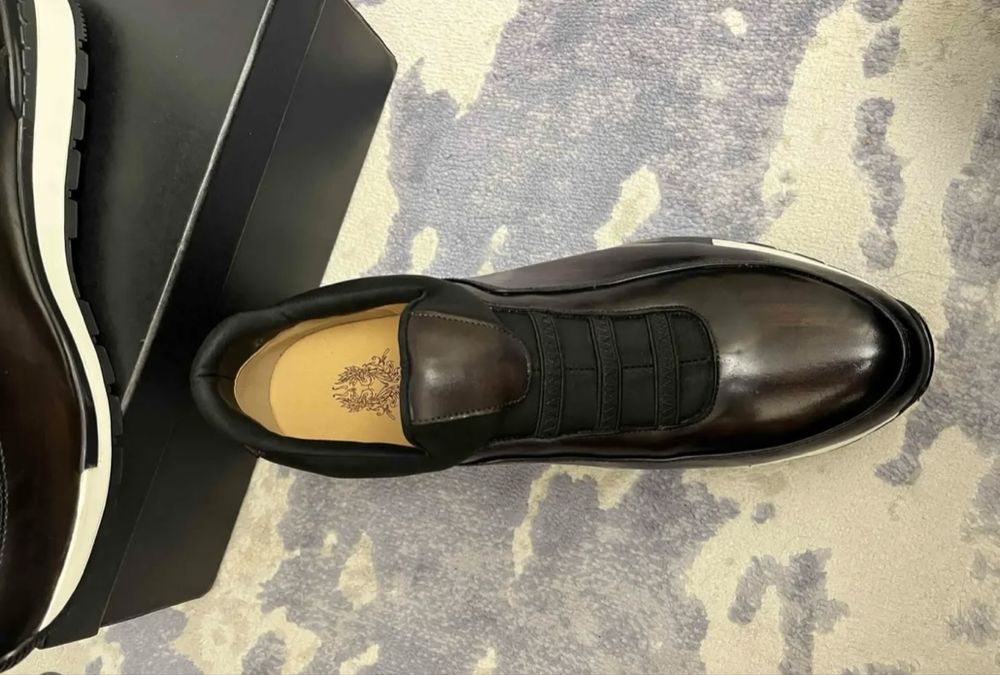 Кросовки кожаные