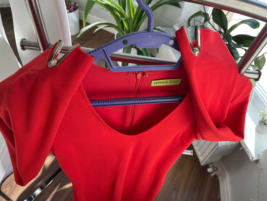 Rochie rosie Versace